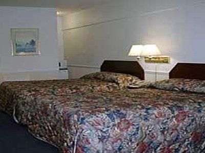 Econo Downtown Lodge